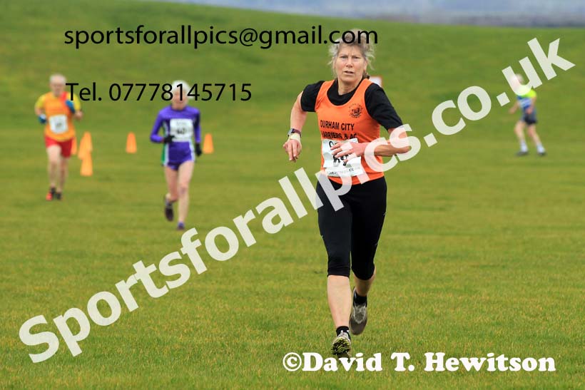 Womens 35+ and Mens 65+ 2023 NEMAA Cross Country, Croft Circuit, North Yorkshire. Photo: David T. Hewitson/Sports for All Pics